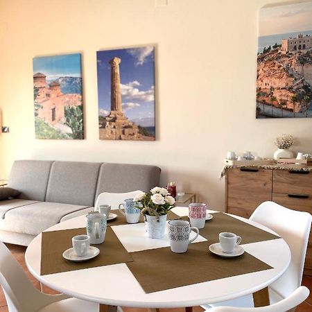 La Casa Di Isa Apartment Lamezia Terme Luaran gambar