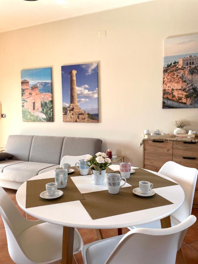 La Casa Di Isa Apartment Lamezia Terme Luaran gambar